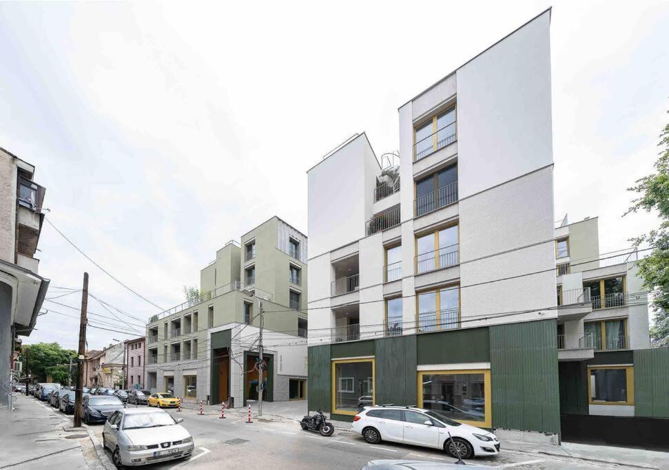 Nook 7 Victoriei New Building With Parking And Security Appartamento Bucarest